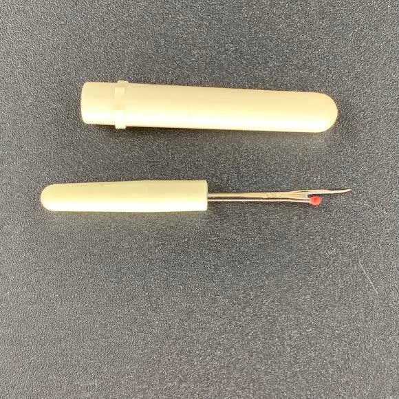 Seam Ripper Tool Sewing Machine Replacement Small 3 Inch Beige Stitch Remover - Picture 1 of 7